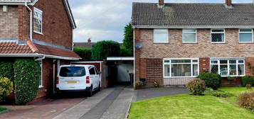 3 bedroom semi-detached house for sale