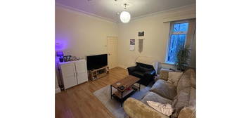 2 bed flat to rent