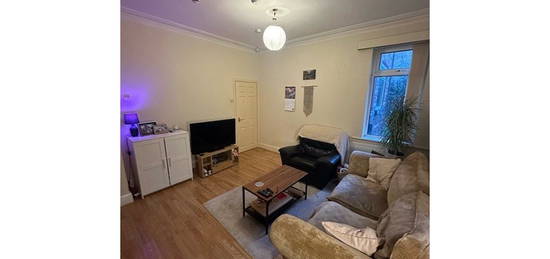 2 bed flat to rent