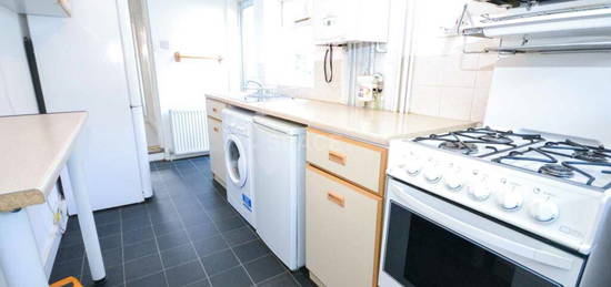 3 bedroom terraced house