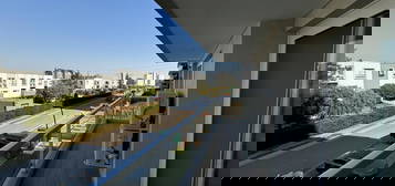 Alquiler Departamento 2 dormitorios a estrenar, Contrafrente, 1 cochera, Del Portal 100, Nordelta, Zona Norte