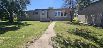 11279 River Rd, Dodge City, KS 67801