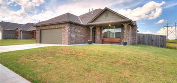 20691 Legacy Xing, Harrah, OK 73045