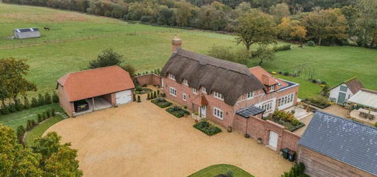 6 bedroom detached house for sale