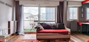 Appartement meublé  à louer, 4 pièces, 3 chambres, 83 m²