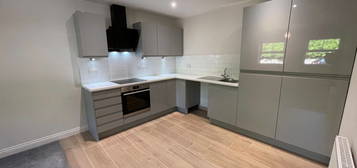 2 bed flat to rent