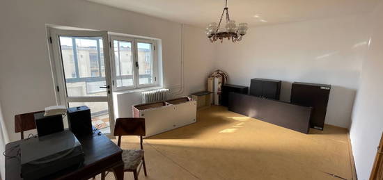 Vanzare Apartament 2 camere zona Eroilor