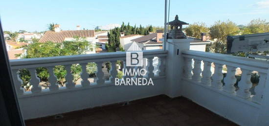 Piso en venta en calle Alberes, 42