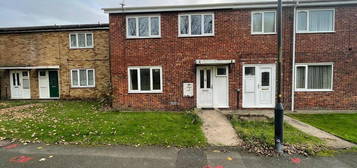 3 bedroom semi-detached house to rent