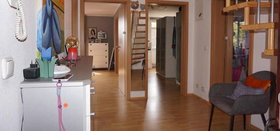 Schöne Altbau Maisonette-Wohnung in Nähe der Uniklinik Gießen!