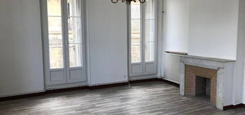 Appartement  à louer, 3 pièces, 2 chambres, 86 m²