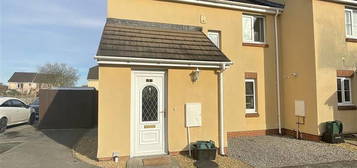 2 bed semi-detached house for sale