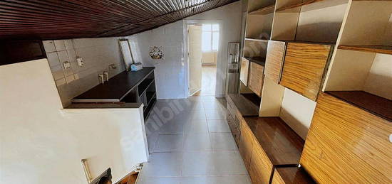 Büyükçekmece Sahilde Deniz Manzaralı 5+2 Kiralık Daire