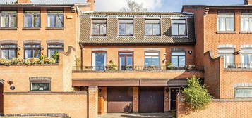 3 bedroom mews house for sale