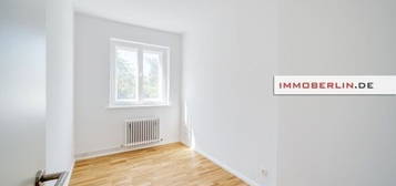 IMMOBERLIN.DE - Perfekt umgebaute + 2024 renovierte Wohnung in komfortabler Lage