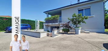 Maison - 3 Chambres - 2 Terrasses - Jardin - Piscine - Au calme