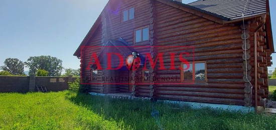 ADOMIS - exkluzívny 5-izb zrubový rodinný dom,Valaliky,3x kúpelňa,391m2,pozemok 944m2,dvojpodlažný,k