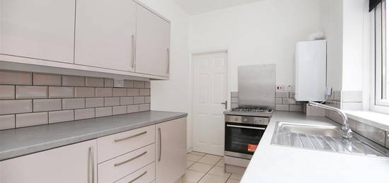 Flat to rent in Spencer Street, Heaton NE6