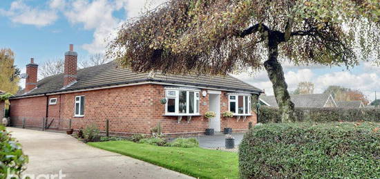 3 bedroom detached bungalow for sale