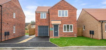 2 bedroom detached house for sale