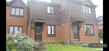 2 bedroom terraced house