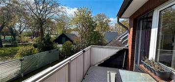 Dachgeschoss mit Balkon und Gartenanteil!