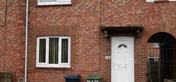 3 bed terraced house to rent