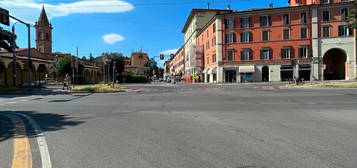 Bilocale piazza di Porta San Mamolo 1A, Castiglione - Tribunale, Bologna