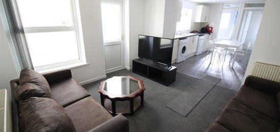 Property to rent in Richards Street, Cathays, Cardiff CF24