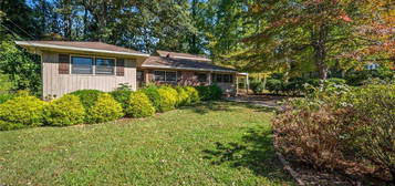 2355 Rugby Ln, Atlanta, GA 30337