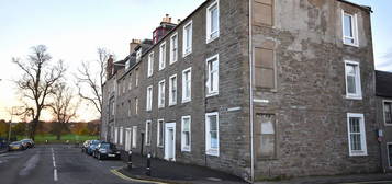 2 bed flat to rent