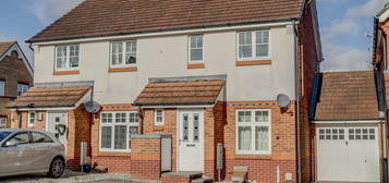 2 bedroom semi-detached house for sale