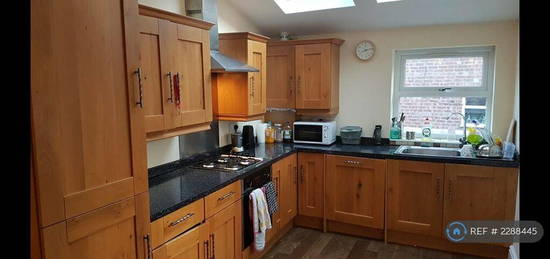 1 bedroom house share