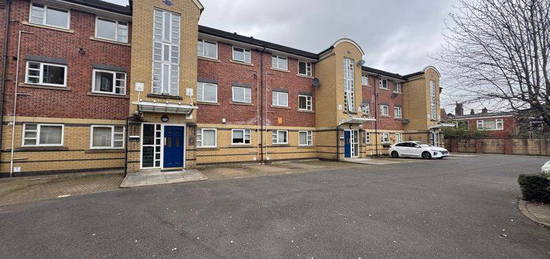 Flat for sale in Clivedale Place, Bolton BL1