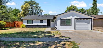 4303 N  Gearhart Ave, Fresno, CA 93726