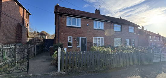 3 bed semi-detached house to rent