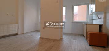 HALO reality - Prenájom, garsónka Nové Zámky, priamo v centre mesta - EXKLUZÍVNE HALO REALITY