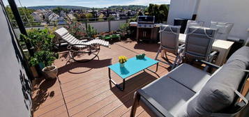 Penthouse mit großer Dachterrasse + TOP Einbauküche & Bad