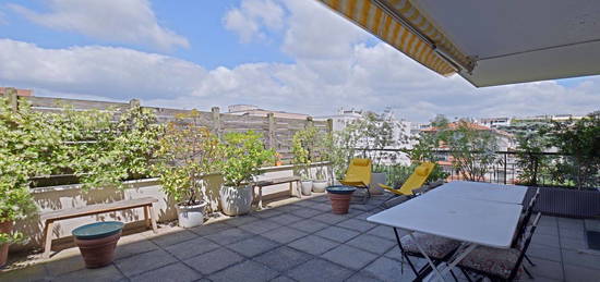 Appartement de 89 m² avec grande terrasse, secteur Monplaisir, Lyon 8ème (69008)