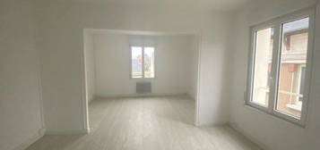 Grand appartement 60m2