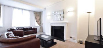 2 bed flat to rent