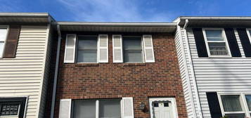 185D Oak St, Binghamton, NY 13905