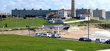 Edifício, Moradia Antiga, frente Mar, marginal Leça-Perafita. Portu...