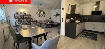 Sofort bezugsfähig - modernisierte 3 Zimmer Wohnung