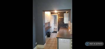 3 bedroom terraced house