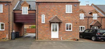 3 bedroom semi-detached house