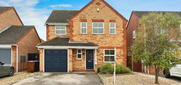 4 bed detached house for sale