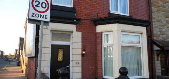 5 bed end terrace house to rent