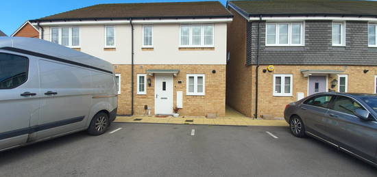 Semi-detached house to rent in Bailey Mews, Shinfield, Reading RG2