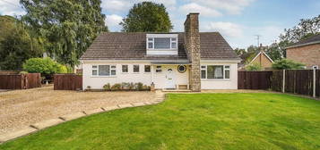 4 bedroom detached bungalow for sale